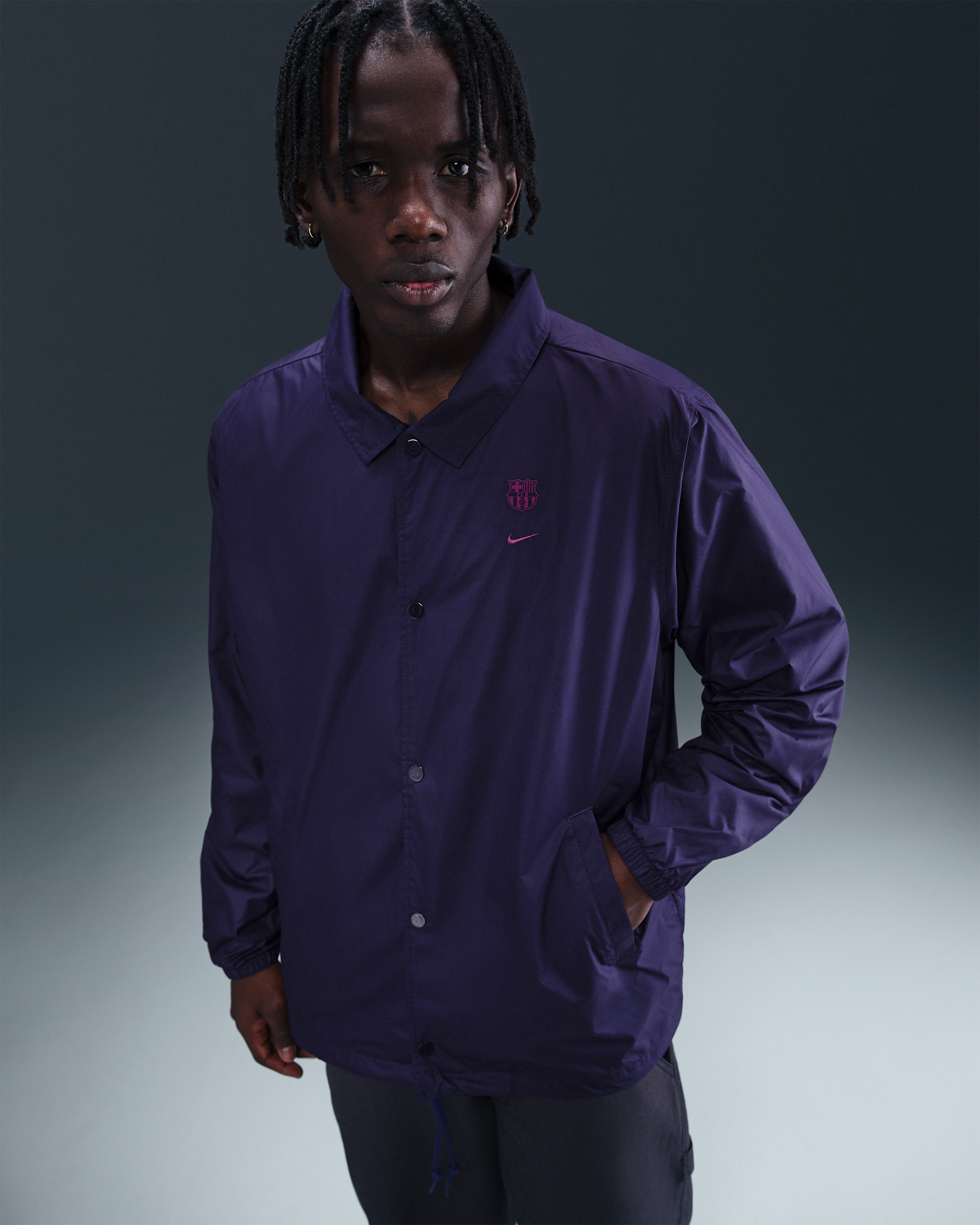 FC Barcelona Club Men's Nike Soccer Coaches' Jacket. Nike.com